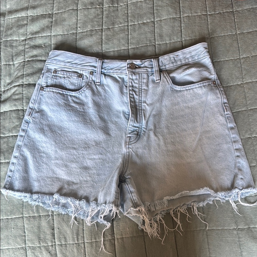 Madewell The Mom Jean Shorts Frayed Hem